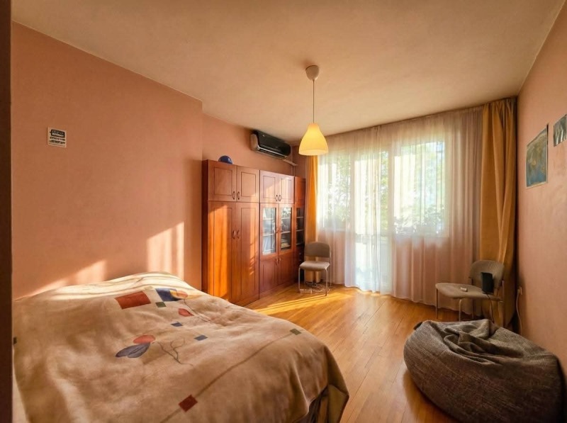 Продава МНОГОСТАЕН, гр. София, Лозенец, снимка 2 - Апартаменти - 53578049