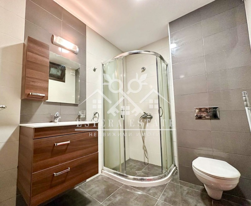 Продава ЕТАЖ ОТ КЪЩА, гр. Шумен, Център, снимка 7 - Етаж от къща - 53256108