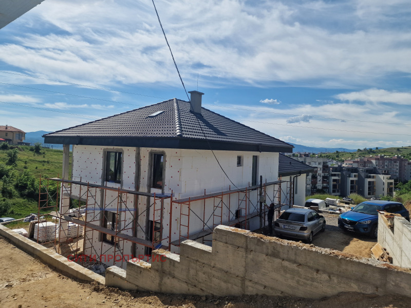 Til salg  Hus Blagoevgrad , Elenovo 1 , 194 kvm | 85719909