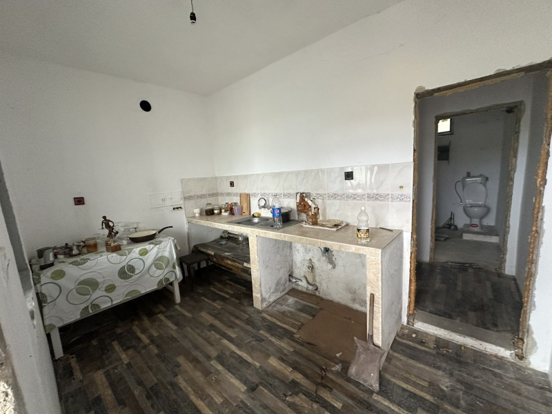 Til salg  Hus region Shumen , Veliki Preslav , 202 kvm | 78739252 - billede [7]