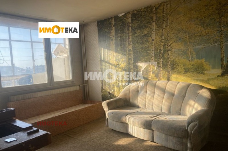 Продава 3-СТАЕН, гр. София, Гоце Делчев, снимка 1 - Aпартаменти - 46729639