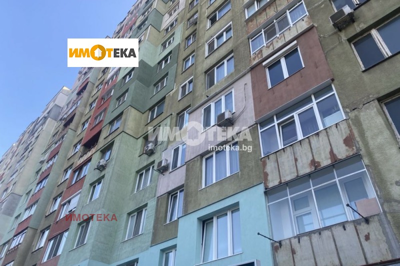 Продава 3-СТАЕН, гр. София, Гоце Делчев, снимка 3 - Aпартаменти - 46729639