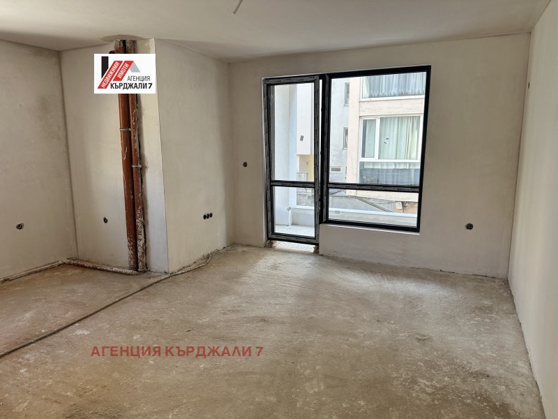 Myytävänä  2 makuuhuonetta Kardžali , Tsentar , 95 neliömetriä | 93742355 - kuva [8]