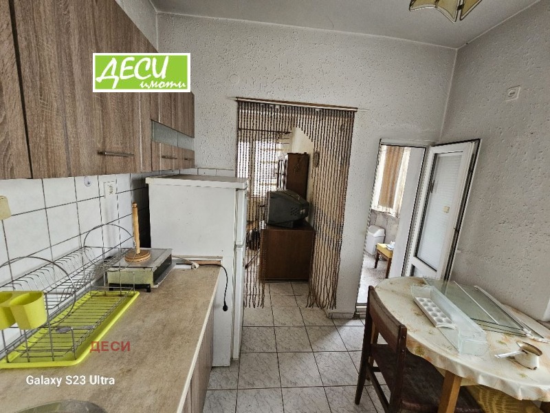 Продава КЪЩА, гр. Русе, Родина 3, снимка 6 - Къщи - 52624348