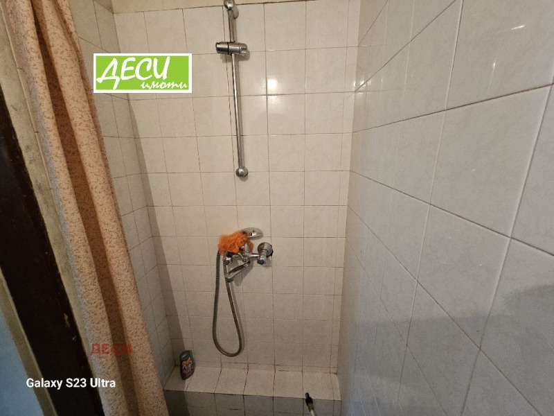 Продава КЪЩА, гр. Русе, Родина 3, снимка 9 - Къщи - 52624348