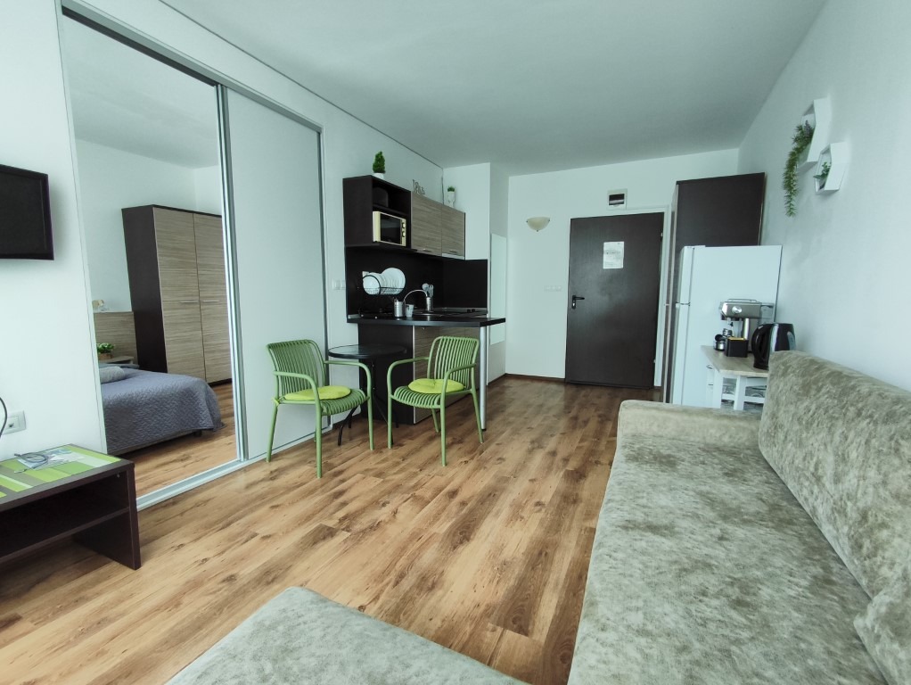 Продава 2-СТАЕН, гр. Бургас, Сарафово, снимка 2 - Апартаменти - 54548027