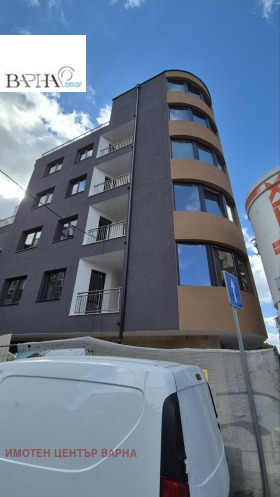 1 chambre Kolhozen pazar, Varna 8