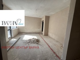 2-стаен град Варна, Колхозен пазар 3