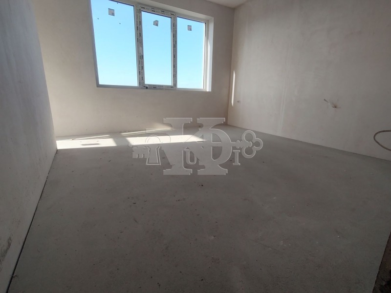 Продава 3-СТАЕН, гр. Добрич, Център, снимка 7 - Апартаменти - 53021316