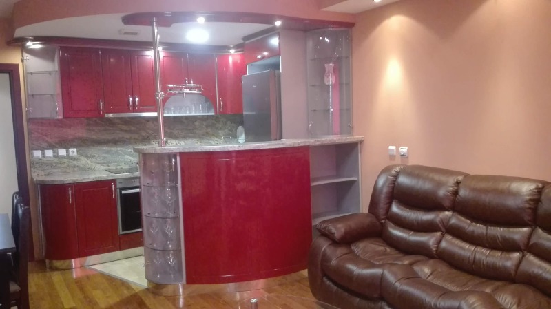 Te koop  3 slaapkamers Pleven , 9-ti kvartal , 125 m² | 93982760