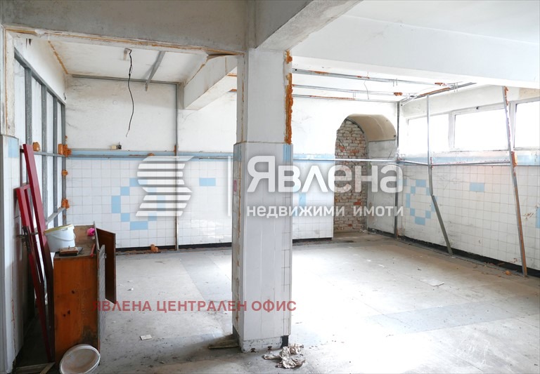 Продава МАГАЗИН, гр. Кърджали, Център, снимка 2 - Магазини - 53715920