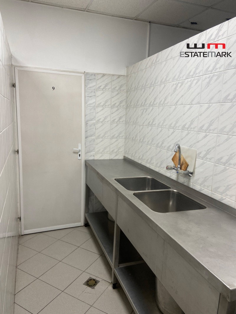 Продава  Хотел град София , Витоша , 2580 кв.м | 15786361 - изображение [13]