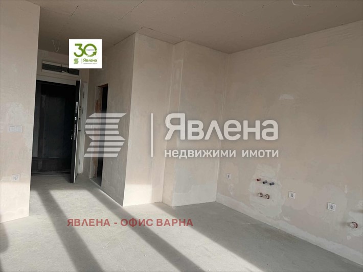 Продава 2-СТАЕН, гр. Варна, Бриз, снимка 2 - Апартаменти - 54716053