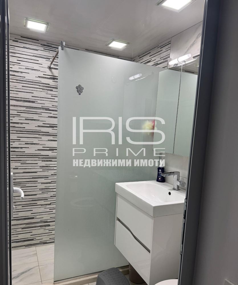 Продава МНОГОСТАЕН, гр. Шумен, Боян Българанов 2, снимка 5 - Апартаменти - 55802539