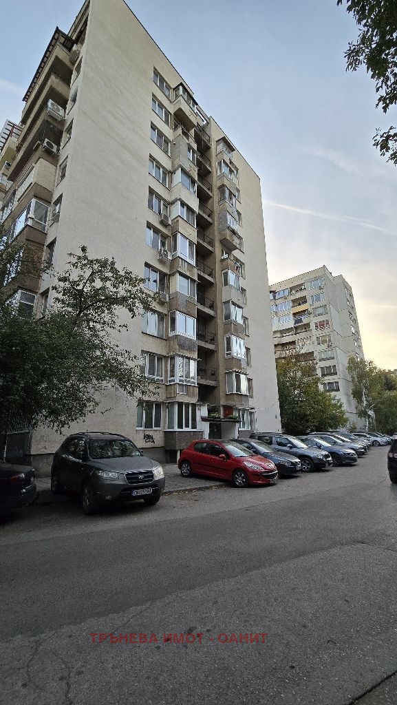 Продава  3-стаен град София , Младост 1 , 96 кв.м | 24679428