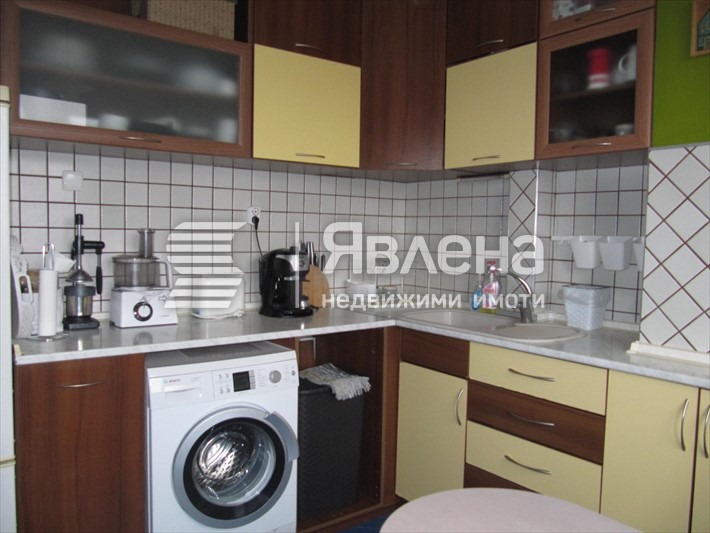 Продава 3-СТАЕН, гр. Пловдив, Тракия, снимка 9 - Aпартаменти - 47961167