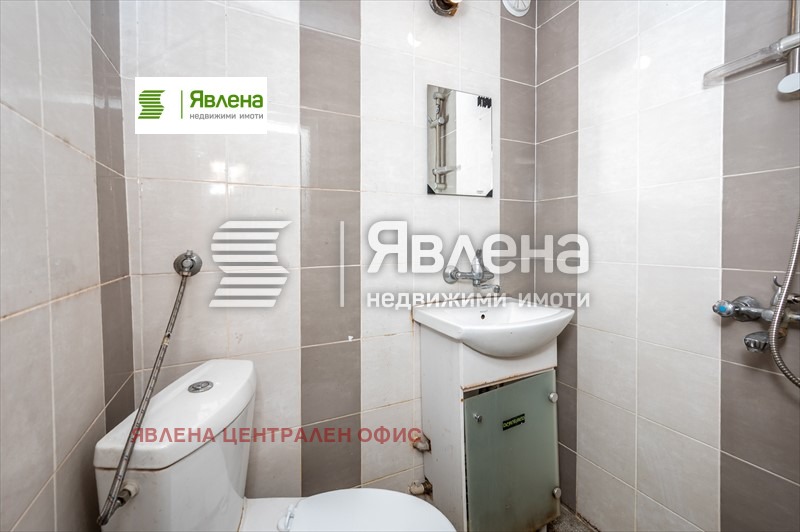 Продава 3-СТАЕН, гр. София, Център, снимка 15 - Апартаменти - 54733007