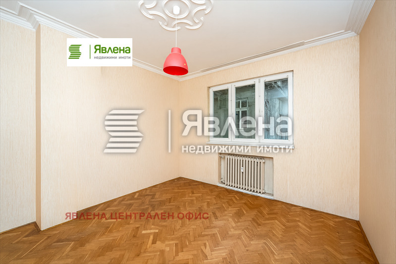 Продава 3-СТАЕН, гр. София, Център, снимка 13 - Апартаменти - 54733007