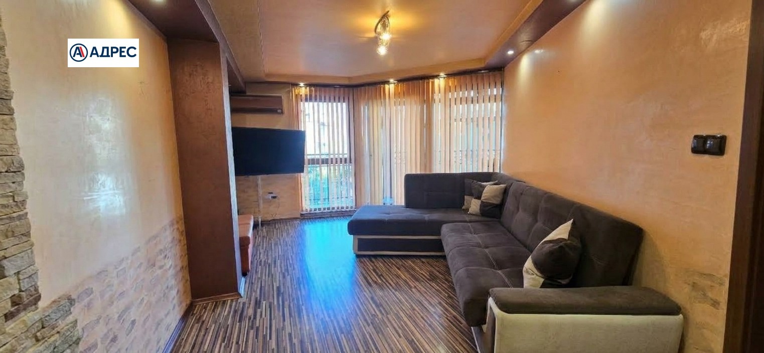 Продава 3-СТАЕН, гр. Шумен, Център, снимка 3 - Апартаменти - 56372954