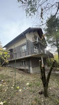 Продава КЪЩА, област Перник, с. Кондофрей • 70000 € / 136908.10 лв. • 10312218 4