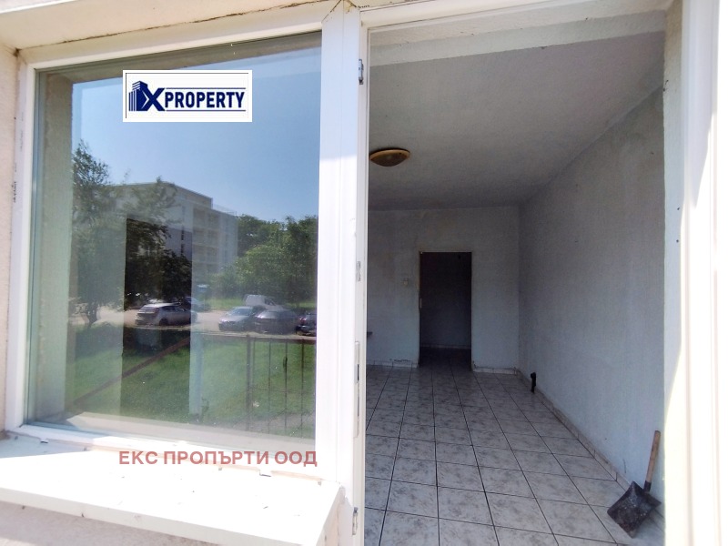 Продава  1-стаен град Перник , Изток , 46 кв.м | 35540681 - изображение [9]
