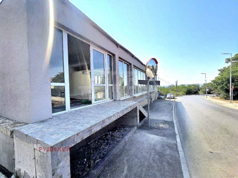 À venda  Comprar Varna , Izgrev , 140 m² | 31145607