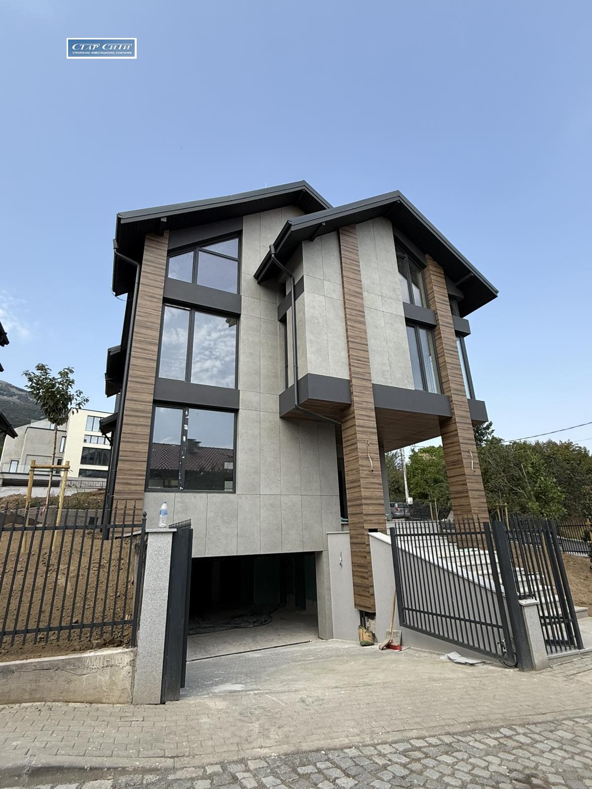 Продава КЪЩА, гр. София, Драгалевци, снимка 2 - Къщи - 50203026
