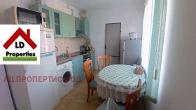 2 bedroom m-t Alen mak, Varna 2