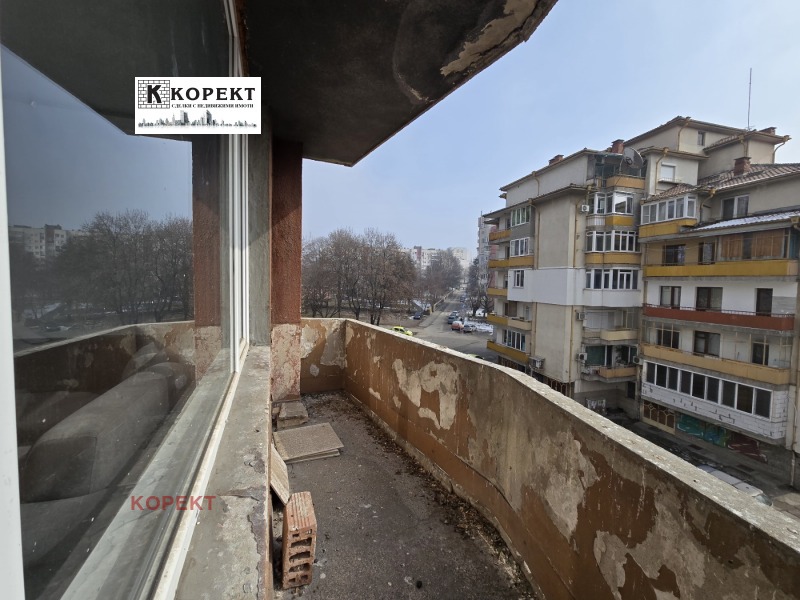 Продава  3-стаен град Плевен , Широк център , 98 кв.м | 59702998 - изображение [13]