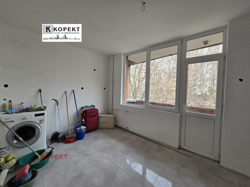 Продава  3-стаен град Плевен , Широк център , 98 кв.м | 59702998 - изображение [11]