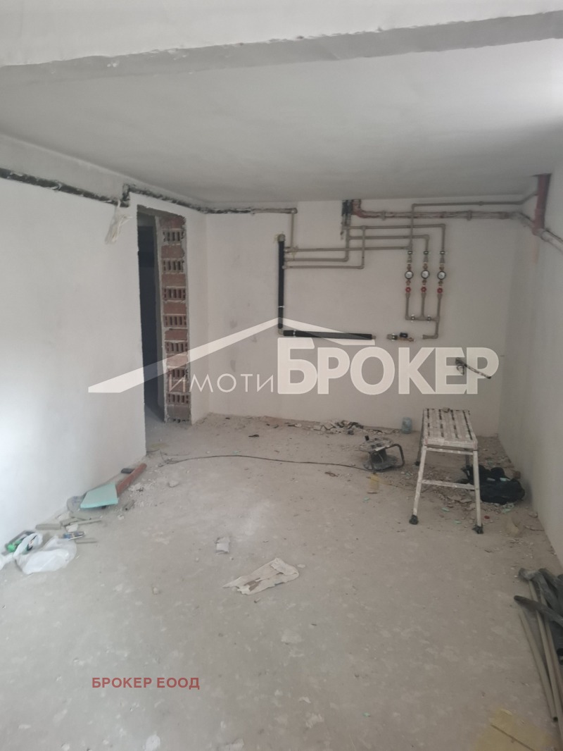 Продава  3-стаен град Сливен , Център , 115 кв.м | 61988793 - изображение [2]