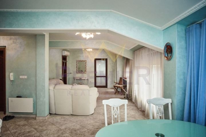 Продава МНОГОСТАЕН, гр. Варна, Операта, снимка 2 - Апартаменти - 53229322