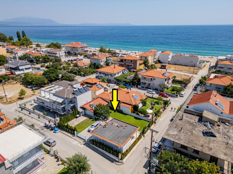 Продава КЪЩА, гр. Варна, Център, снимка 3 - Къщи - 54607499