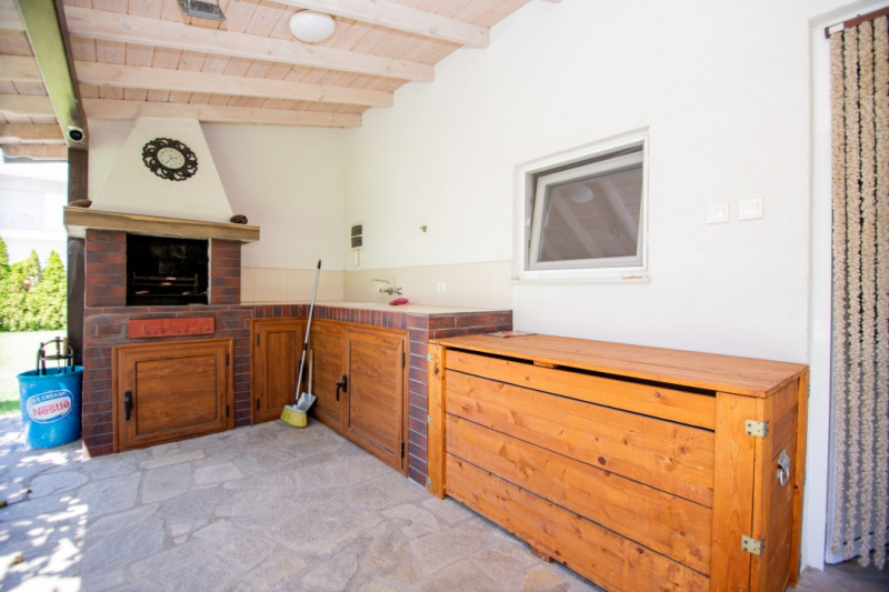 Продава КЪЩА, гр. Варна, Център, снимка 16 - Къщи - 54607499