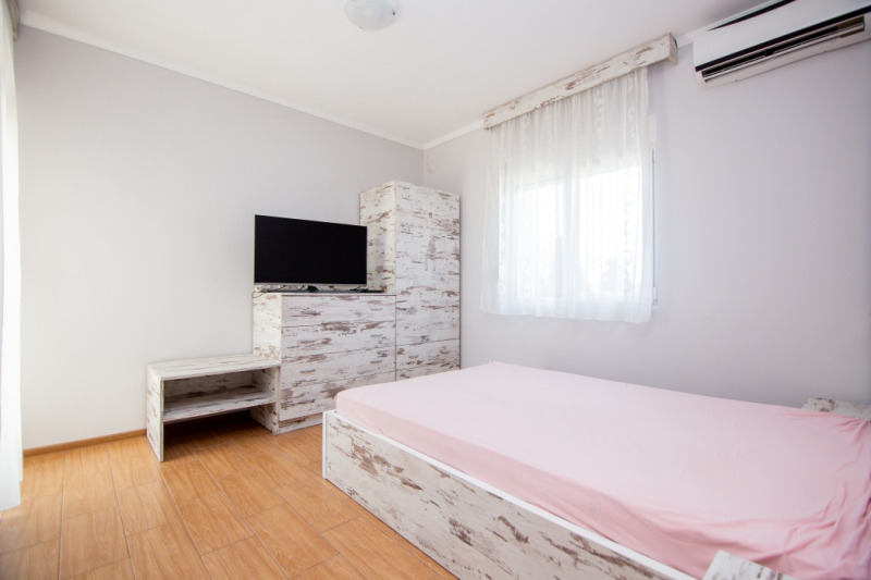 Продава КЪЩА, гр. Варна, Център, снимка 11 - Къщи - 54607499
