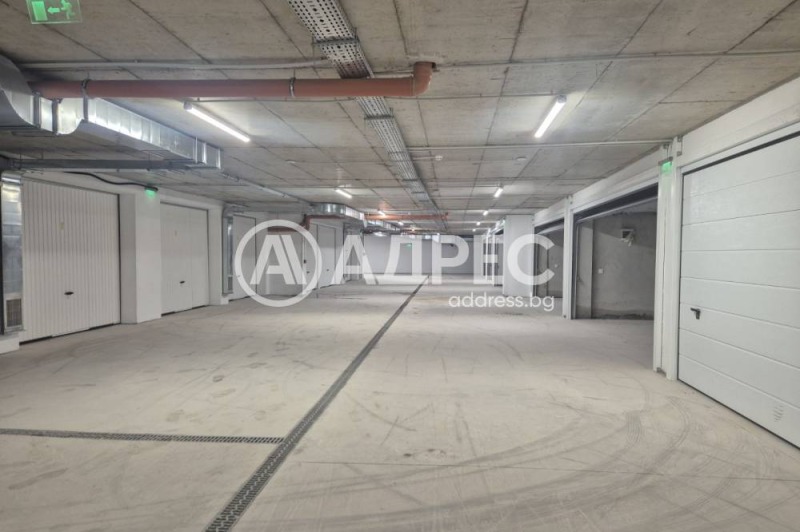 Продава ГАРАЖ, ПАРКОМЯСТО, гр. София, Връбница 2, снимка 4 - Гаражи и паркоместа - 49209996