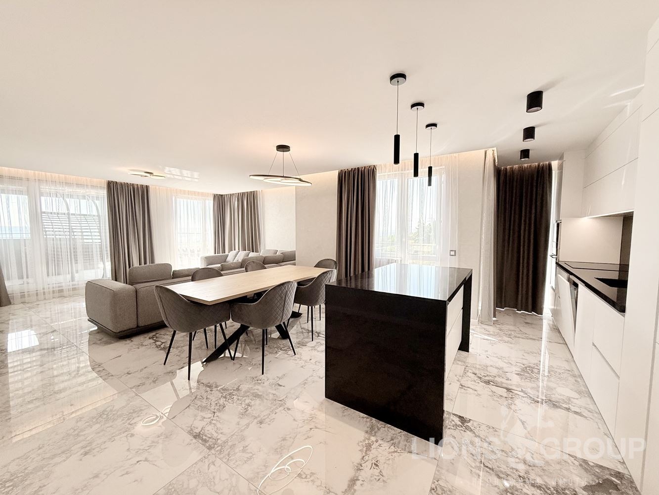 Продава 3-СТАЕН, гр. Варна, Изгрев, снимка 5 - Апартаменти - 55734794