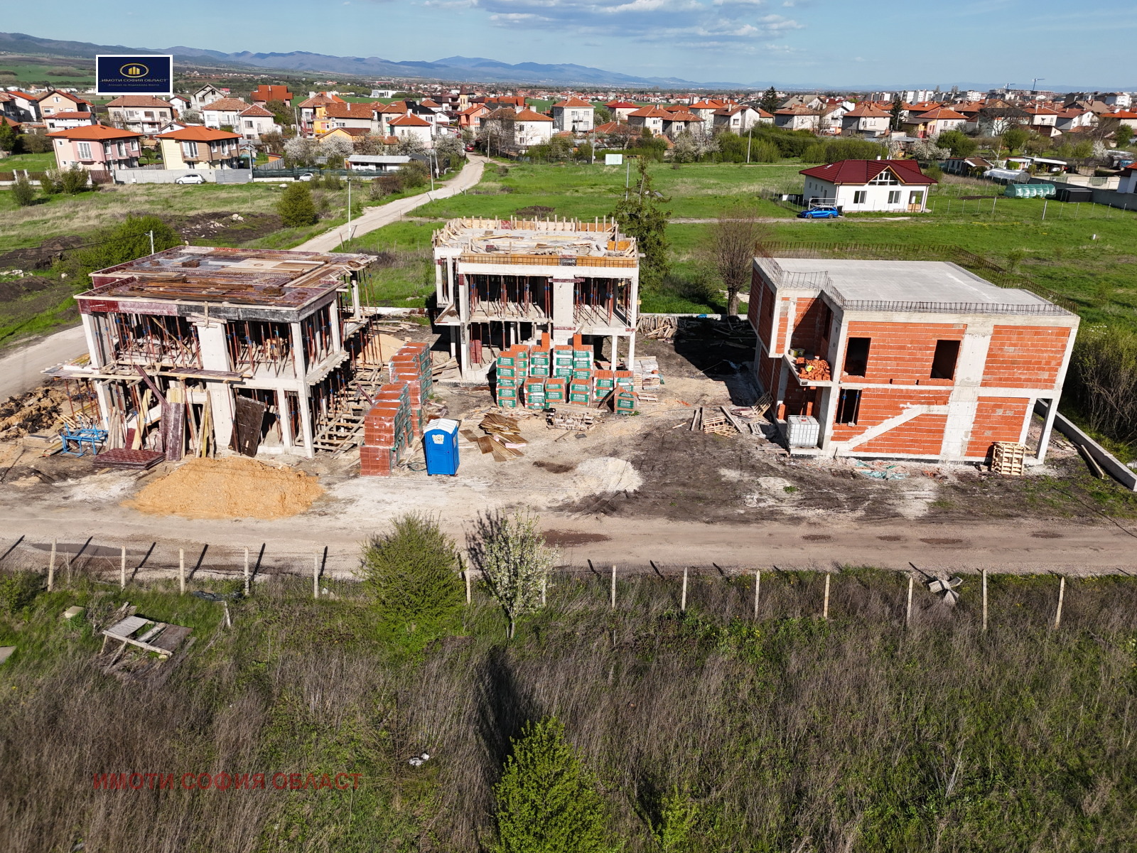 Продава КЪЩА, гр. Костинброд, област София област