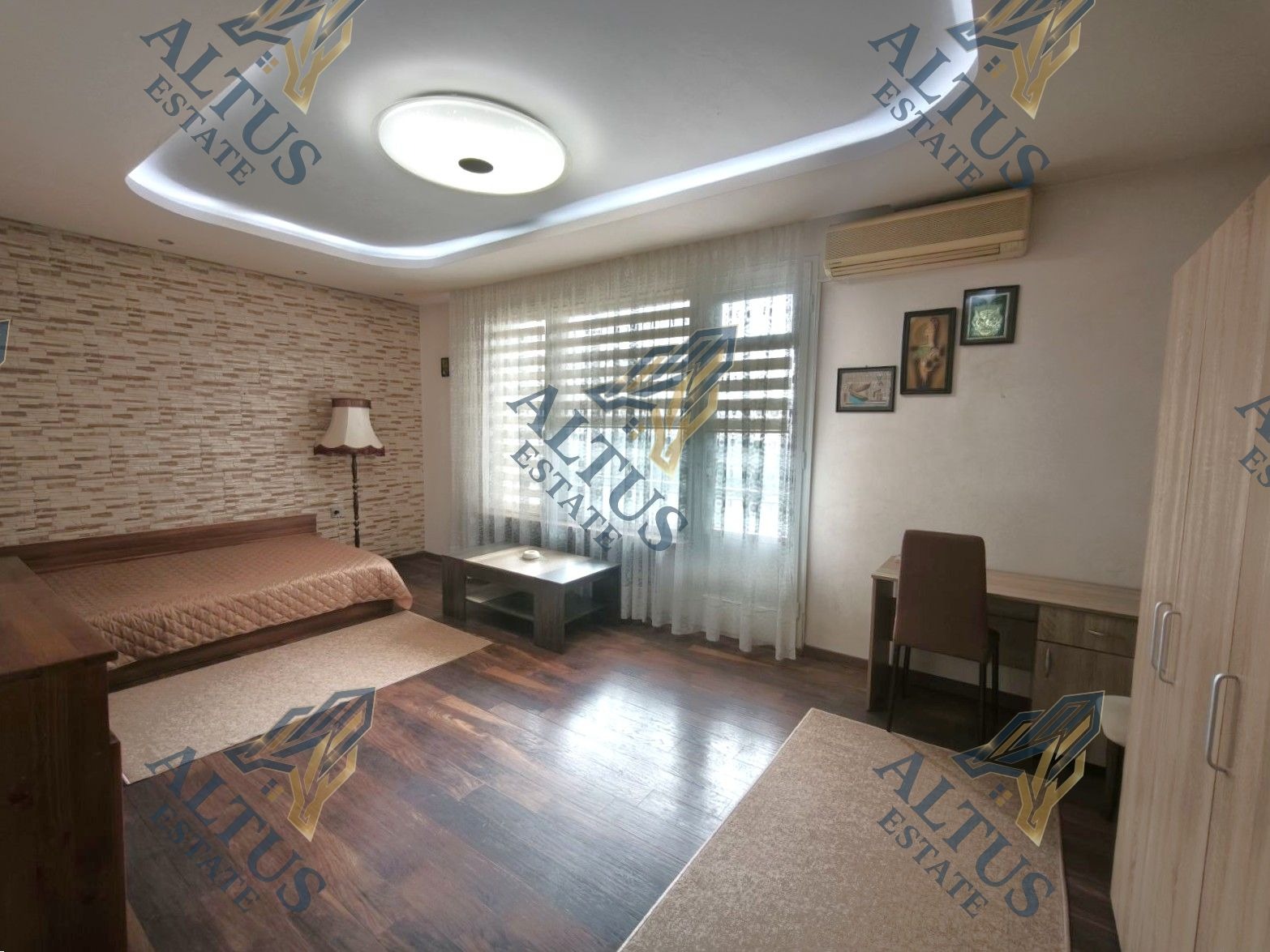 Продава 3-СТАЕН, гр. София, Медицинска академия, снимка 2 - Апартаменти - 54540466