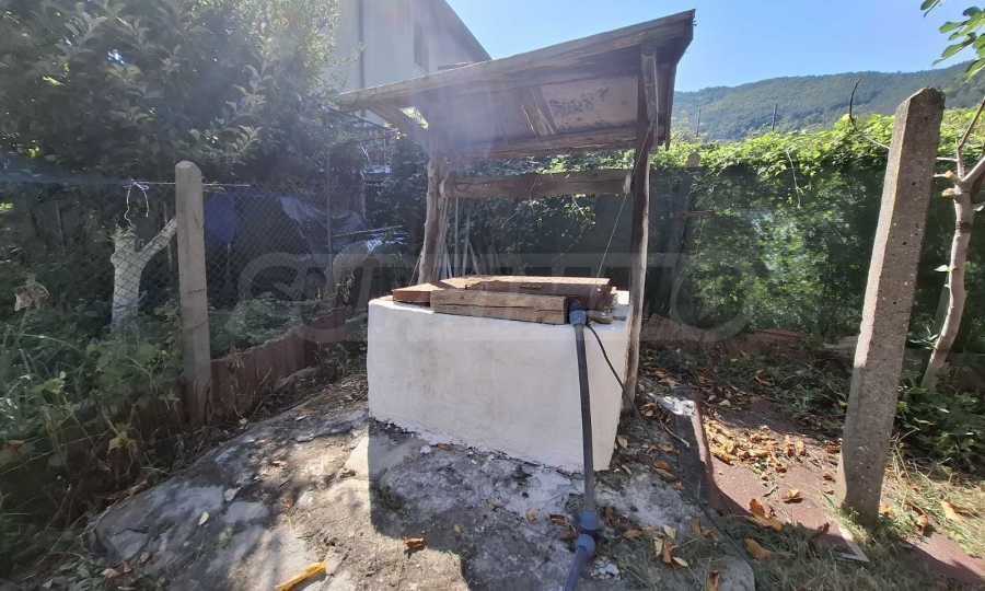 Продава КЪЩА, с. Томпсън, област София област, снимка 12 - Къщи - 51486411