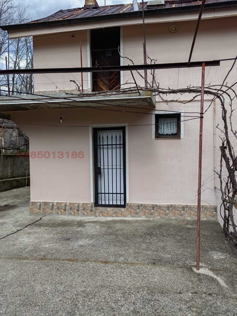 Продава КЪЩА, с. Блатино, област Кюстендил, снимка 10 - Къщи - 53130622