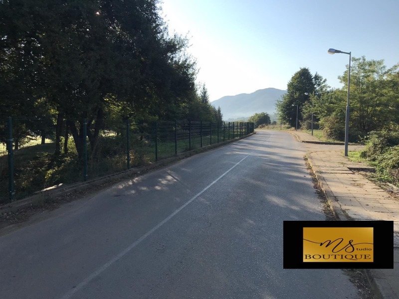 En venta  Trama región Sofia , Pravets , 3933 metros cuadrados | 18938976 - imagen [8]