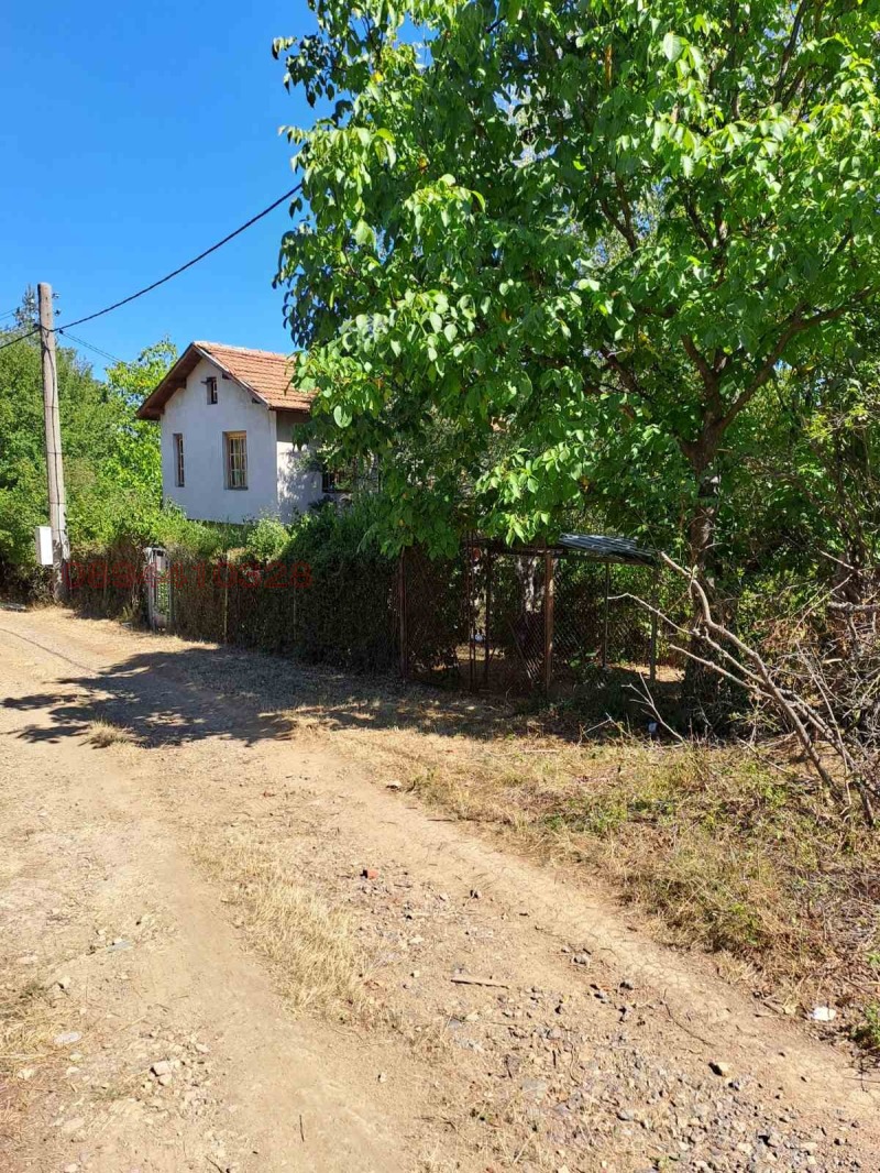 Продава ПАРЦЕЛ, с. Макоцево, област София област