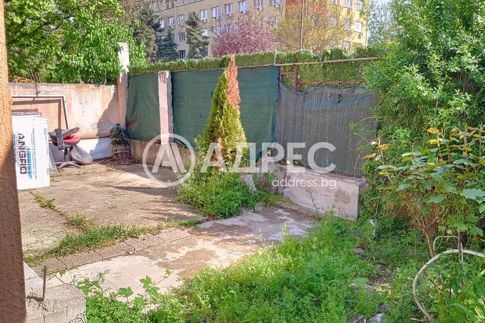 Продава ЕТАЖ ОТ КЪЩА, гр. София, Карпузица, снимка 11 - Етаж от къща - 54604670