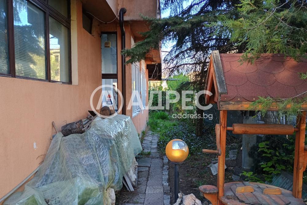 Продава ЕТАЖ ОТ КЪЩА, гр. София, Карпузица, снимка 8 - Етаж от къща - 54604670