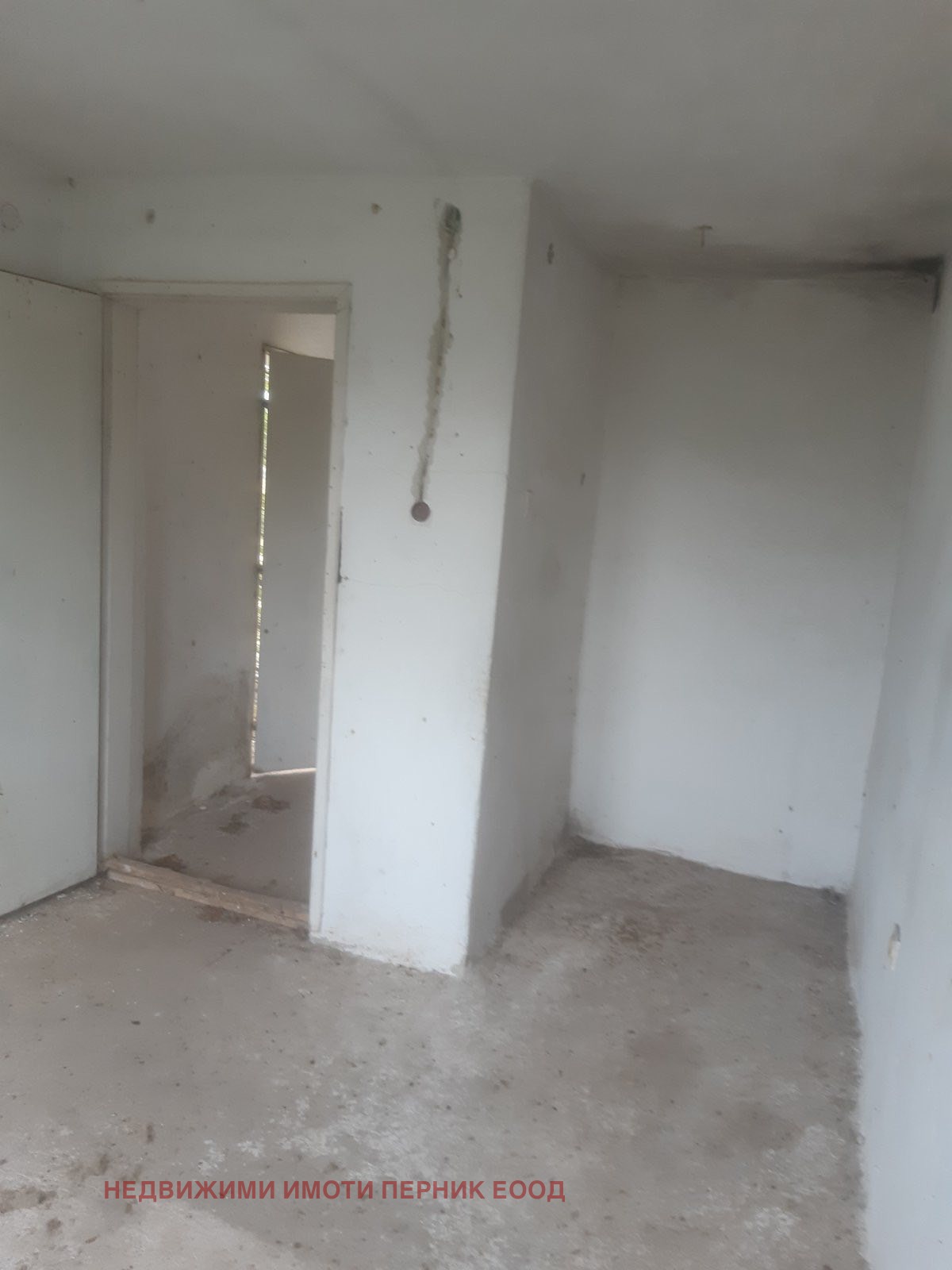 Продава КЪЩА, с. Садовик, област Перник, снимка 10 - Къщи - 54298540