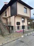 Продава КЪЩА, област Смолян, гр. Чепеларе • 115000 € / 224920.45 лв. • 59812807 1