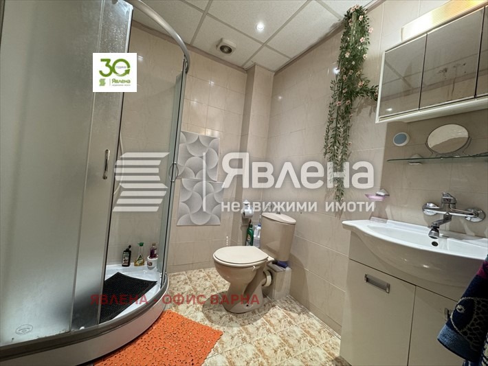 Продава 3-СТАЕН, гр. Варна, Център, снимка 10 - Aпартаменти - 49565340