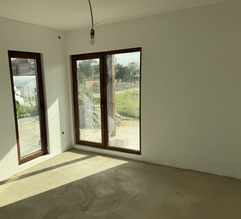 Продава КЪЩА, с. Цалапица, област Пловдив, снимка 4 - Къщи - 52153996