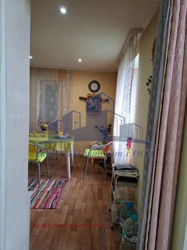 Продава КЪЩА, гр. Смядово, област Шумен